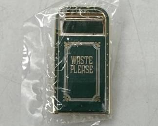 Disney cast member Garbage trash bin pin