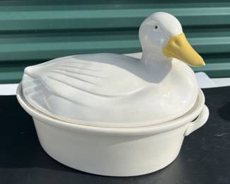 Large Carbone Hall Duck Casserole, White Base