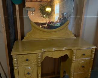 vintage art deco vanity and mirror