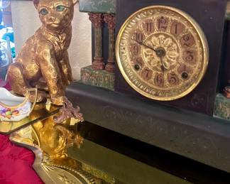 Vintage mantel clock