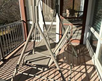 Outdoor Hanging Rocker