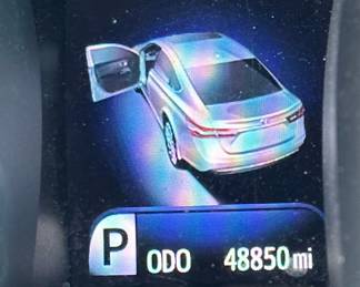 2015 Toyota Avalon Hybrid Limited (49,000 Miles)