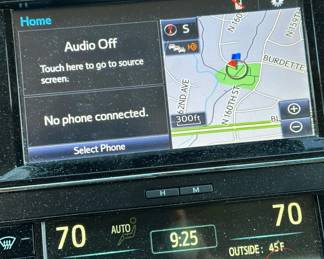 2015 Toyota Avalon Hybrid Limited (49,000 Miles)