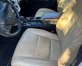 2015 Toyota Avalon Hybrid Limited (49,000 Miles)