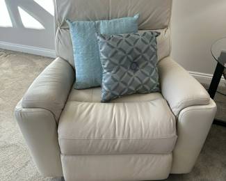 FLEXSTEEL Leather Powered Recliner