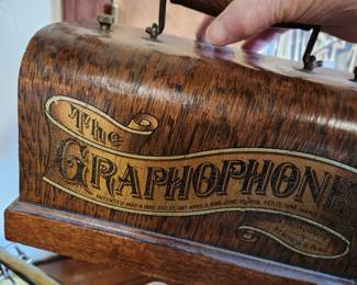 A complete Graphophone! 
