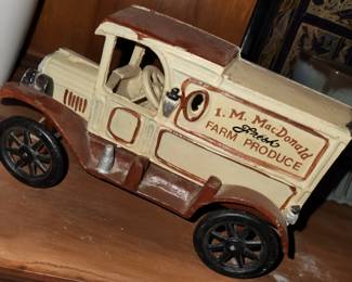 Metal Toys/Replicas. 