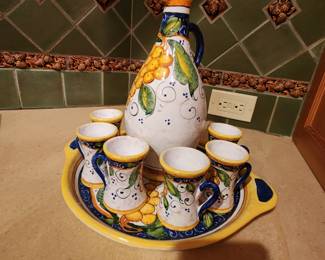 Pottery pieces for Portugal and Italy