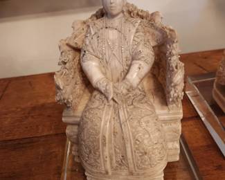 Vintage Chinese Emperior and Empress Figures 