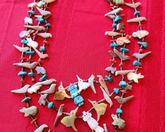 Fantastic Zuni Felish Necklace