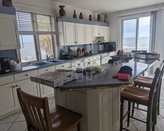 upstairs kitchen ( packed full now)