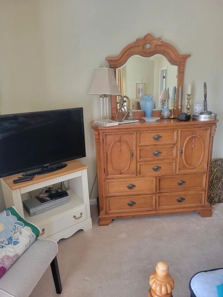 Large High End estate sale in Buchanan, VA starts on 11/17/2023