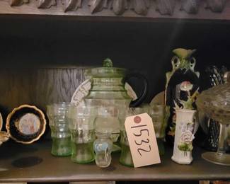 #1532 • Glassware and Bone China
