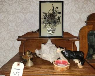 #1516 • Miscellaneous Decorations
