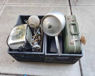 #5208 • Toaster, Lamps, Suitcase, Pot w/ Lid, and Radio
