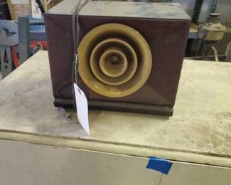 #5183 • RCA Victor Golden Throat
