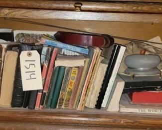 #1514 • Vintage Book Collection
