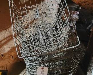 #10016 • (14) Metal Cage Baskets
