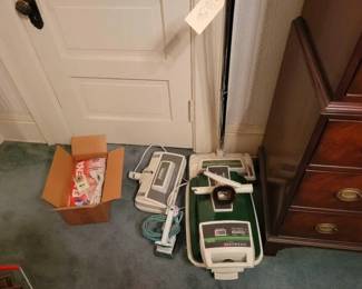 #1656 • Eureka Vaccum Cleaner and Sun Beam Iron
