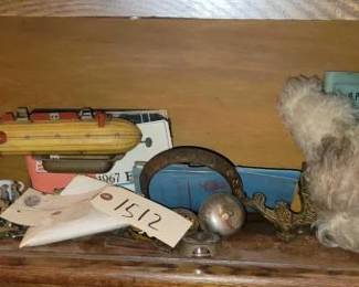 #1512 • Miniature China, Figurines, Submarine, Dalton Raid Collector's Cards, Vintage Ford Manuals
