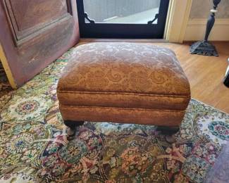 #1006 • Vintage Footstool
