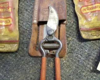 #5014 • Pruning Shears and Hand Tools
