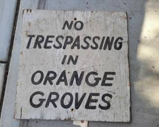 #5192 • Vintage Wooden Sign
