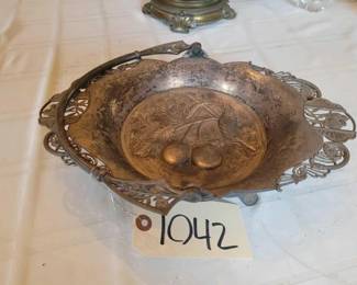 #1042 • Fruit Basket
