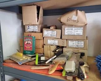 #5146 • Touch Up Pads, Thick Paint Brushes, & Tung Oil Finish
