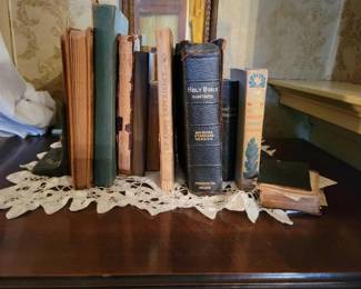 #1056 • Vintage Superior Cabinet Co Radio Cabinet
