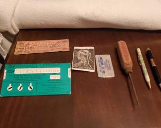 #1444 • Antique 1942 Packards Clippard Coupon & More
