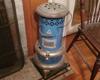 #1608 • Antique Blue Perfection Kerosene Heater

