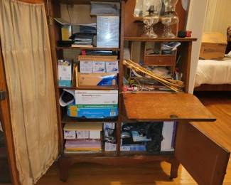 #1522 • Office Supplies, Phone Cases, Computer Accessories, Back Scratchers,
