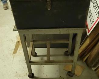 #5110 • Metal Push Cart With Tool Box
