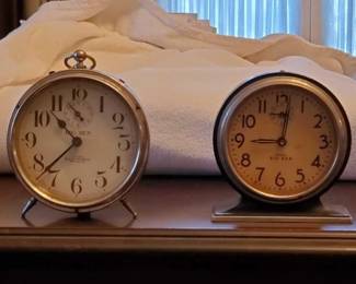 #1420 • (2) Big Ben Clocks
