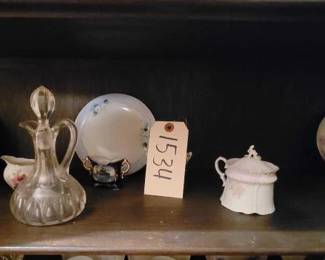 #1534 • Decorative China
