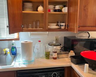 kitchenwares, microwave, dishes