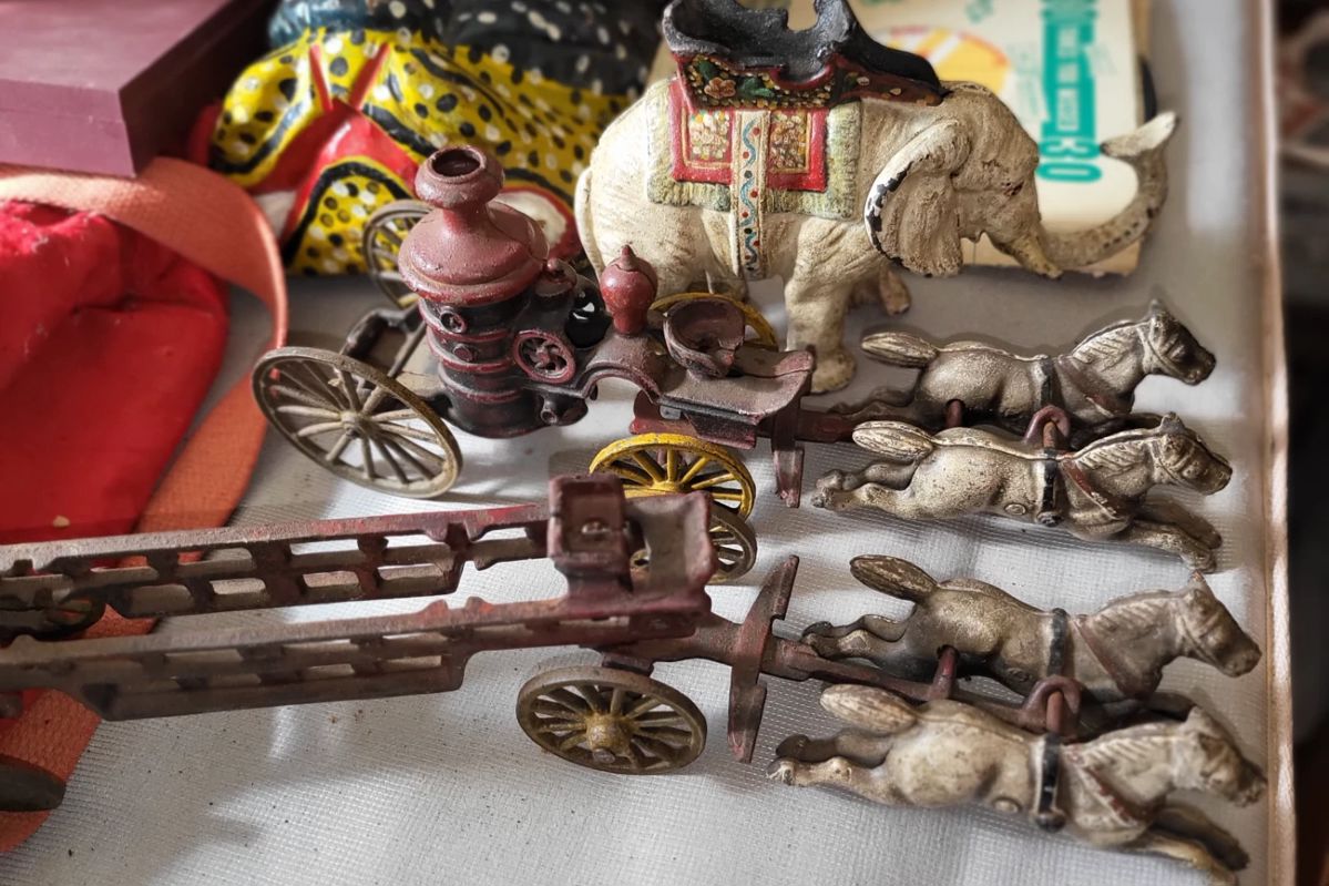 Antique Estate Auction (deceased) in Hildebran, NC starts on 1/20/2024