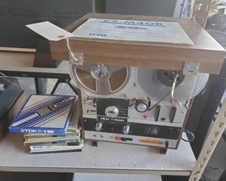 #10106 • Vintage AKAI Reel to Reel Player Recorder
