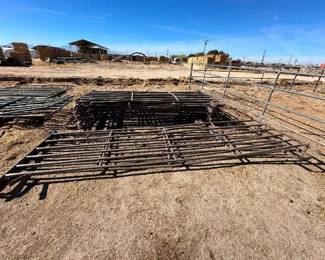 #274 • Ten Priefert Utility Panels
