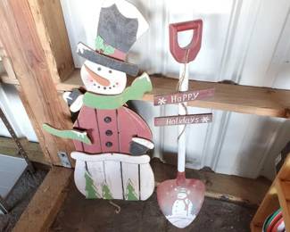 #10511 • Wooden Snowman Christmas Decoration and Wood Shovel "Happy Holidays" Christmas Decoration
