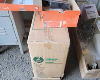 #15040 • Rheem Tankless Water Heater and Pronto Mini Remote Control
