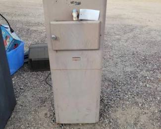 #15110 • Hydro Seal 75 Water Proof Coating.
