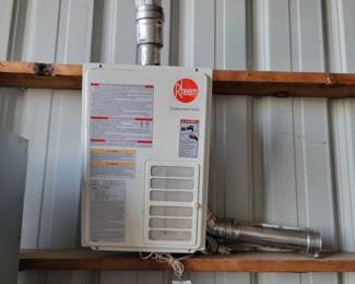 #15038 • Rheem Tankless Water Heater
