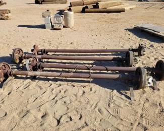 #1950 • 4 Tractor Axles

