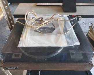 #10104 • Fisher MT-6010 Record Player
