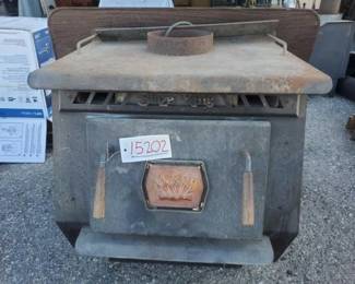 #15202 • Blaze King Cast Iron Wood Stove
