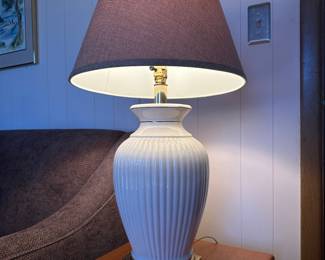 Vintage Cream Table Lamp