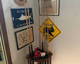 BUY IT NOW: Vintage Pool Table with Cues/Cue Rack. $300