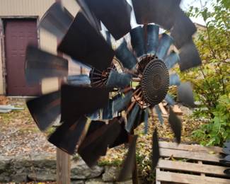 Yard art windmill